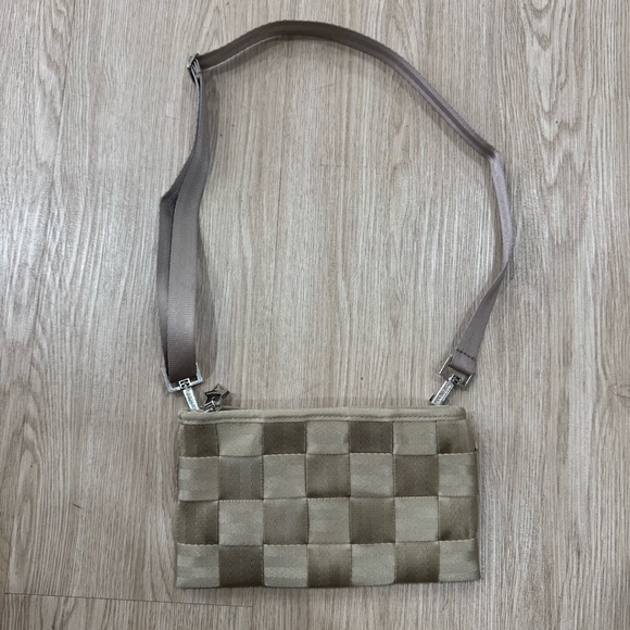 Harvey’s seatbelt bag Hipster mini crossbody purse